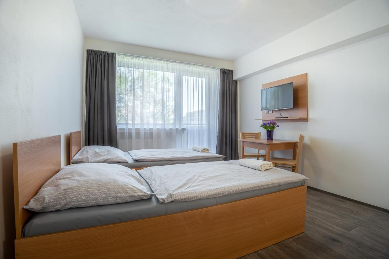 Apartmany A Studia Zamecky Park Litvínov Extérieur photo