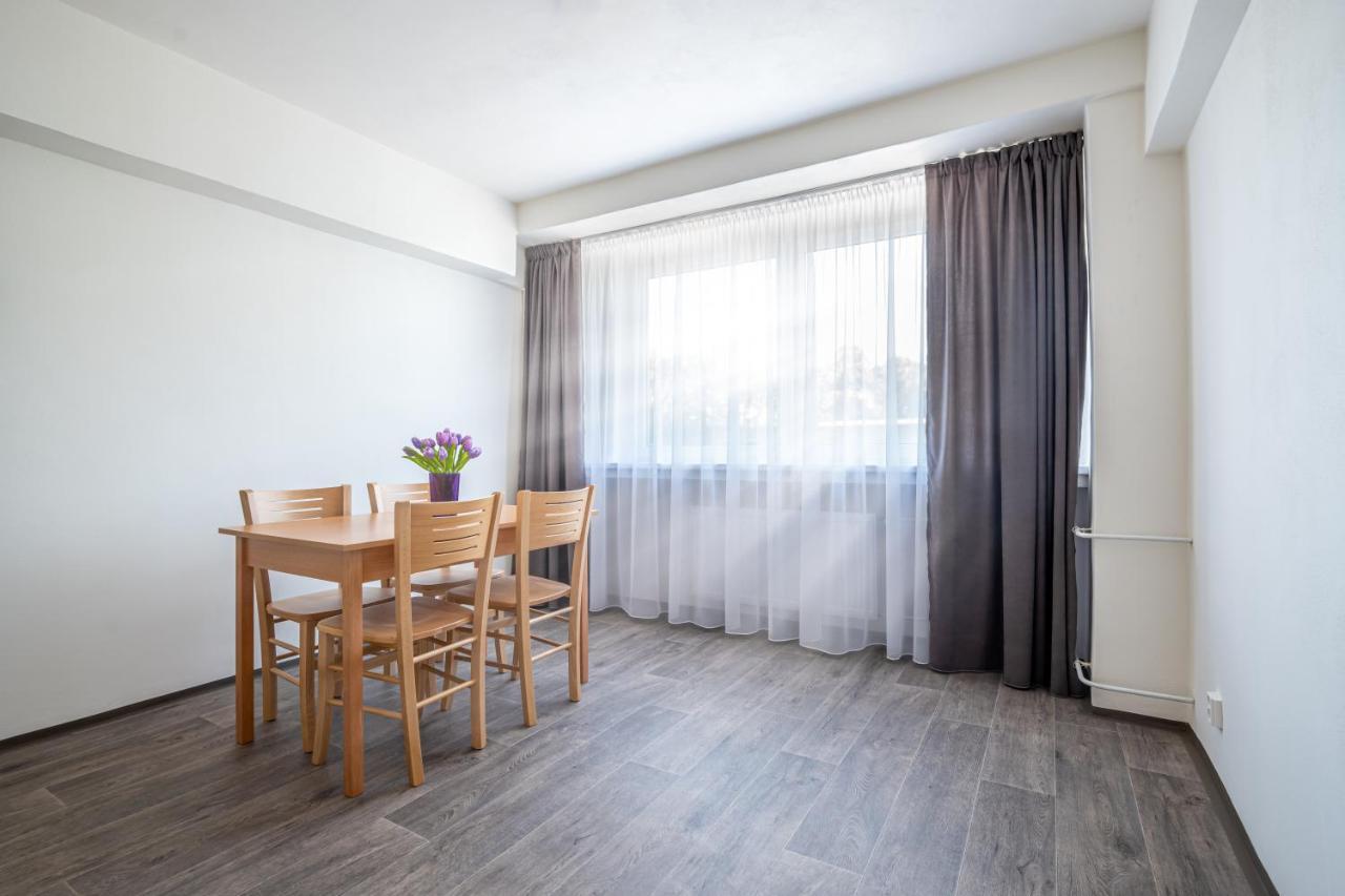 Apartmany A Studia Zamecky Park Litvínov Extérieur photo